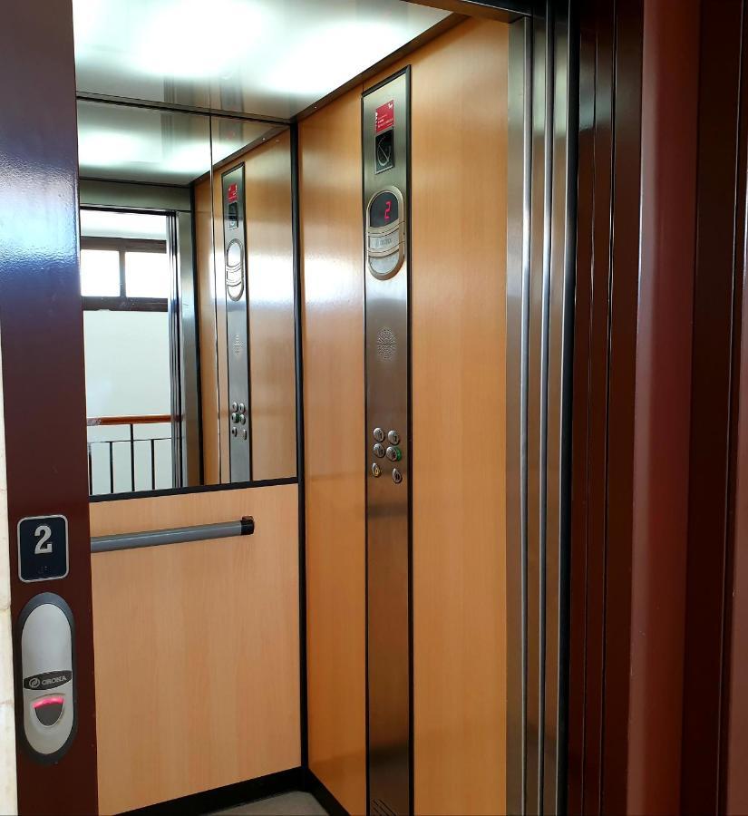 Sherryflat Jarana- Parking 赫雷斯 外观 照片
